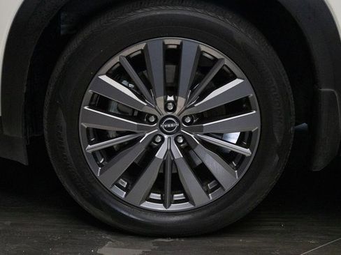 Used 2023 Nissan Pathfinder SL w/ SL Premium Package image 8