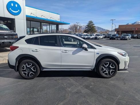 Used 2020 Subaru Crosstrek Hybrid w/ Moonroof Package w/Navigation AWD/4WD image 2