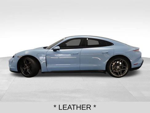 Used 2023 Porsche Taycan image 9