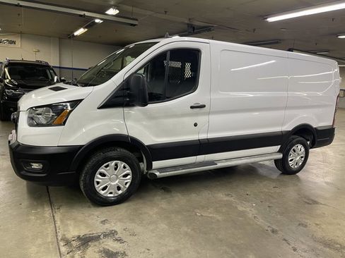 Certified 2023 Ford Transit 250 Low Roof w/ Exterior Upgrade Package RWD image 4