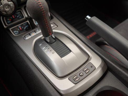 Used 2015 Chevrolet Camaro ZL1 image 17