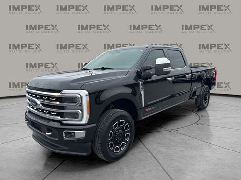 Used 2023 Ford F350 Platinum image 1