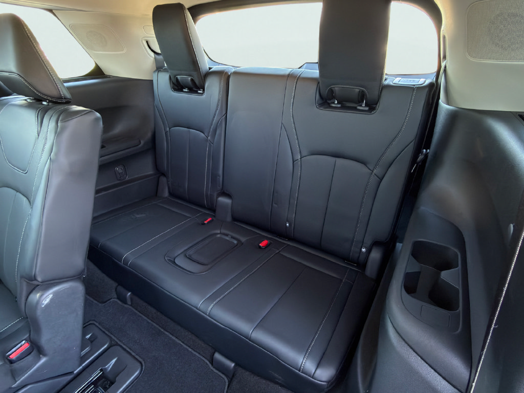 Used 2023 INFINITI QX60 Luxe AWD/4WD image 28