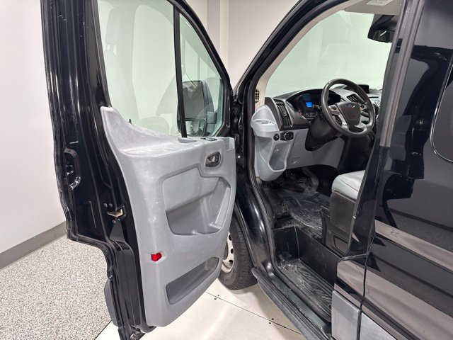 Used 2018 Ford Transit 350 XL RWD image 7