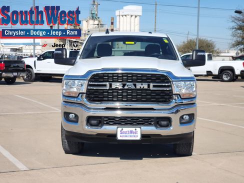 Used 2024 RAM 3500 Big Horn image 6