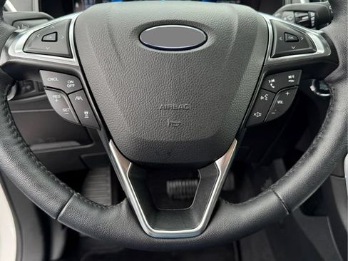 Certified 2024 Ford Edge Titanium AWD/4WD image 28