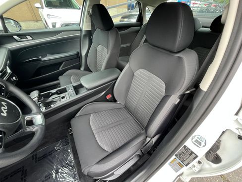 Used 2025 Kia K5 LXS FWD image 37