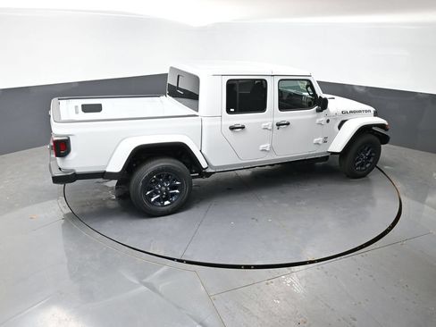 New 2026 Jeep Gladiator Sport AWD/4WD image 34