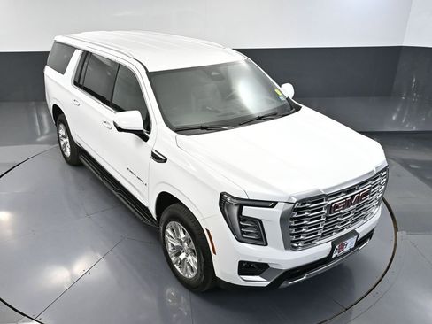 Used 2025 GMC Yukon XL Denali AWD/4WD image 67