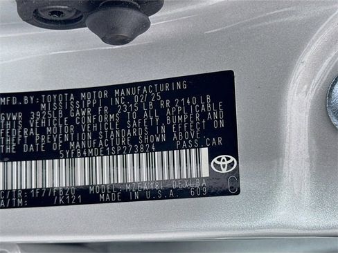 Certified 2025 Toyota Corolla LE image 29