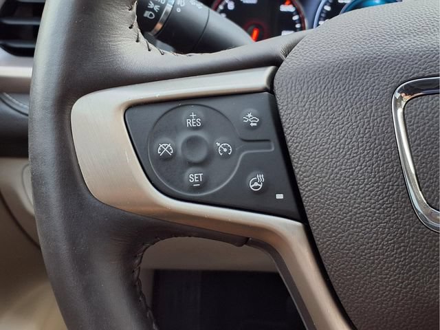 Certified 2018 GMC Acadia Denali w/ Technology Package FWD image 14