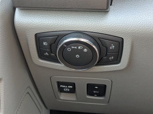 Used 2019 Ford F150 XLT w/ Equipment Group 302A Luxury image 27