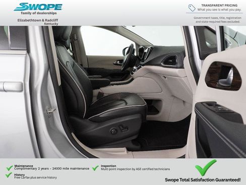Used 2024 Chrysler Pacifica Limited FWD image 9