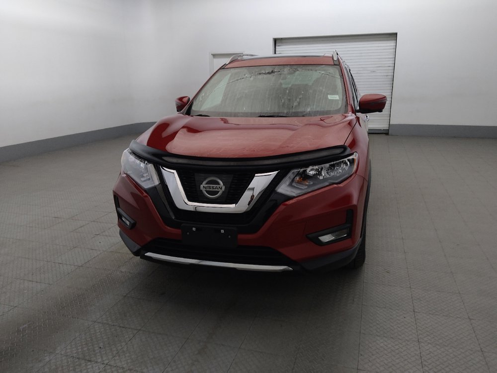 Used 2017 Nissan Rogue SV w/ Sun & Sound Touring Package AWD/4WD image 15
