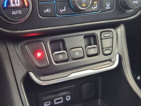 Used 2018 GMC Terrain SLT w/ Preferred Package AWD/4WD image 20
