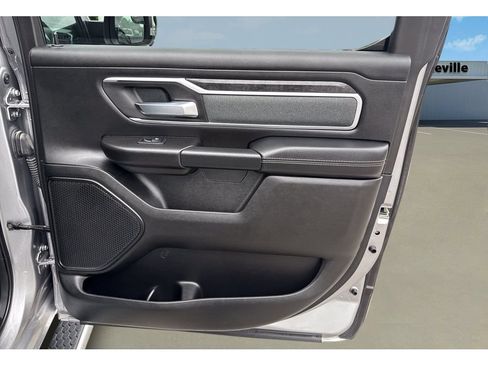 Used 2022 RAM 1500 Big Horn AWD/4WD image 36