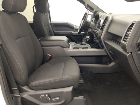 Used 2017 Ford F150 XLT w/ Equipment Group 302A Luxury AWD/4WD image 21