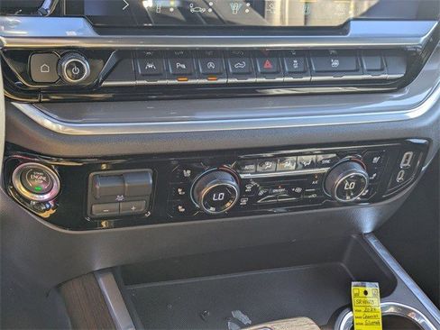 Certified 2022 Chevrolet Silverado 1500 High Country image 21