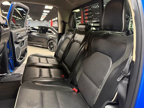 Used 2021 RAM 1500 Laramie AWD/4WD image 39