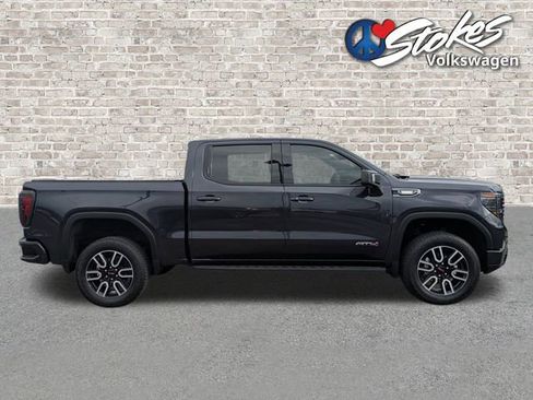 Used 2025 GMC Sierra 1500 AT4 w/ AT4 Premium Package image 3