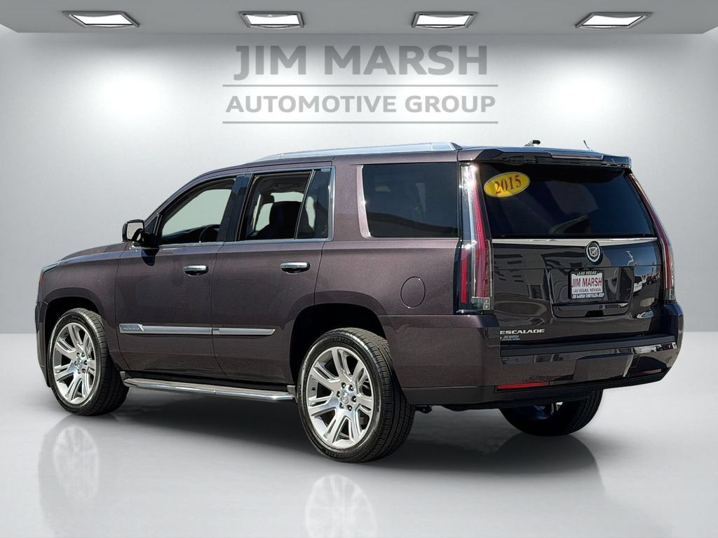Used 2015 Cadillac Escalade Luxury AWD/4WD image 4