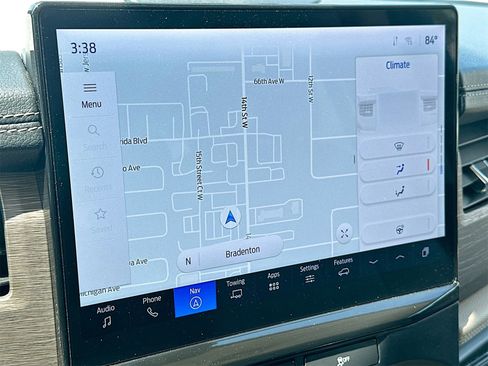 Used 2024 Ford Expedition Limited image 13