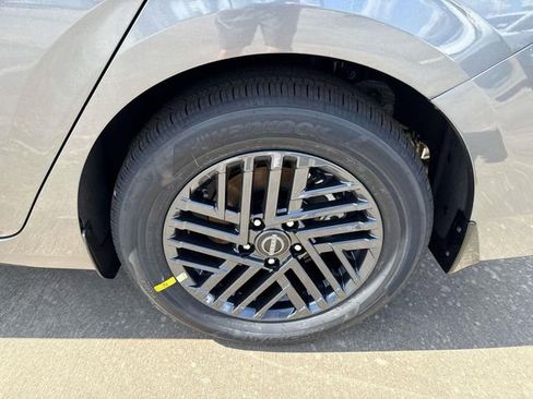 New 2026 Nissan Sentra SV image 5