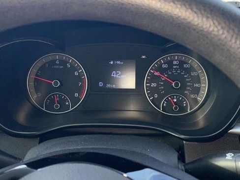 Used 2020 Kia Optima LX image 22