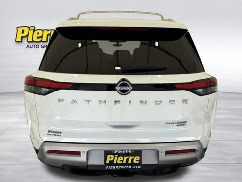 Used 2023 Nissan Pathfinder Platinum AWD/4WD image 3