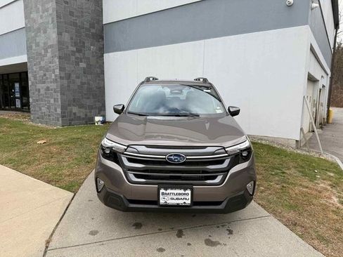 New 2025 Subaru Forester Premium image 11