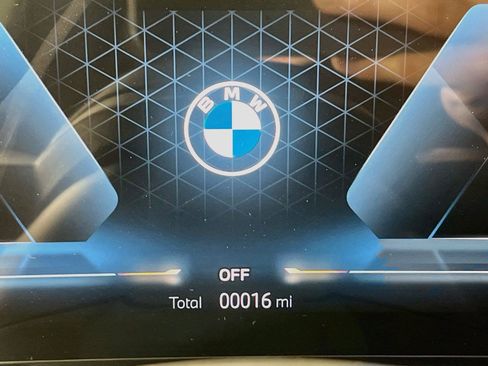 New 2026 BMW X3 xDrive30i w/ M Sport Package AWD/4WD image 13
