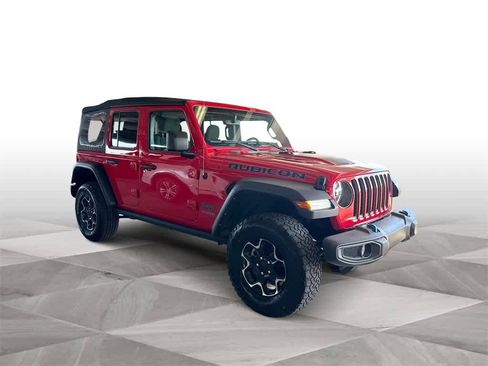 Used 2022 Jeep Wrangler Unlimited Rubicon 4xe image 2