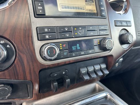 Used 2012 Ford F350 Lariat w/ Lariat Ultimate Pkg image 23