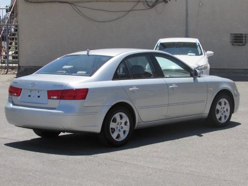 Used 2009 Hyundai Sonata GLS image 7
