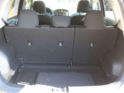 Used 2025 Kia Soul LX w/ LX Technology Package image 10