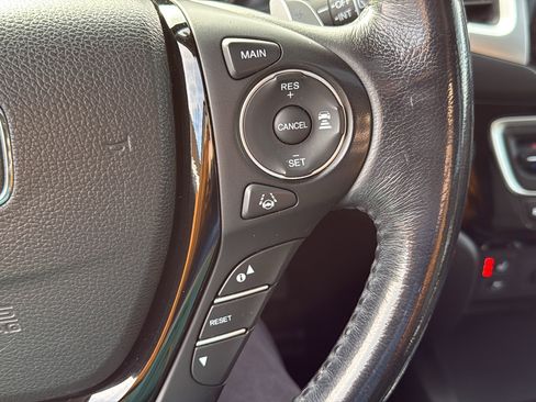 Used 2017 Honda Pilot Elite image 17