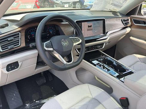 New 2026 Volkswagen Atlas SE AWD/4WD image 18