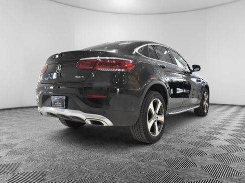 Used 2022 Mercedes-Benz GLC 300 4MATIC Coupe image 5