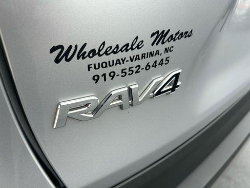 Used 2023 Toyota RAV4 Limited AWD/4WD image 31