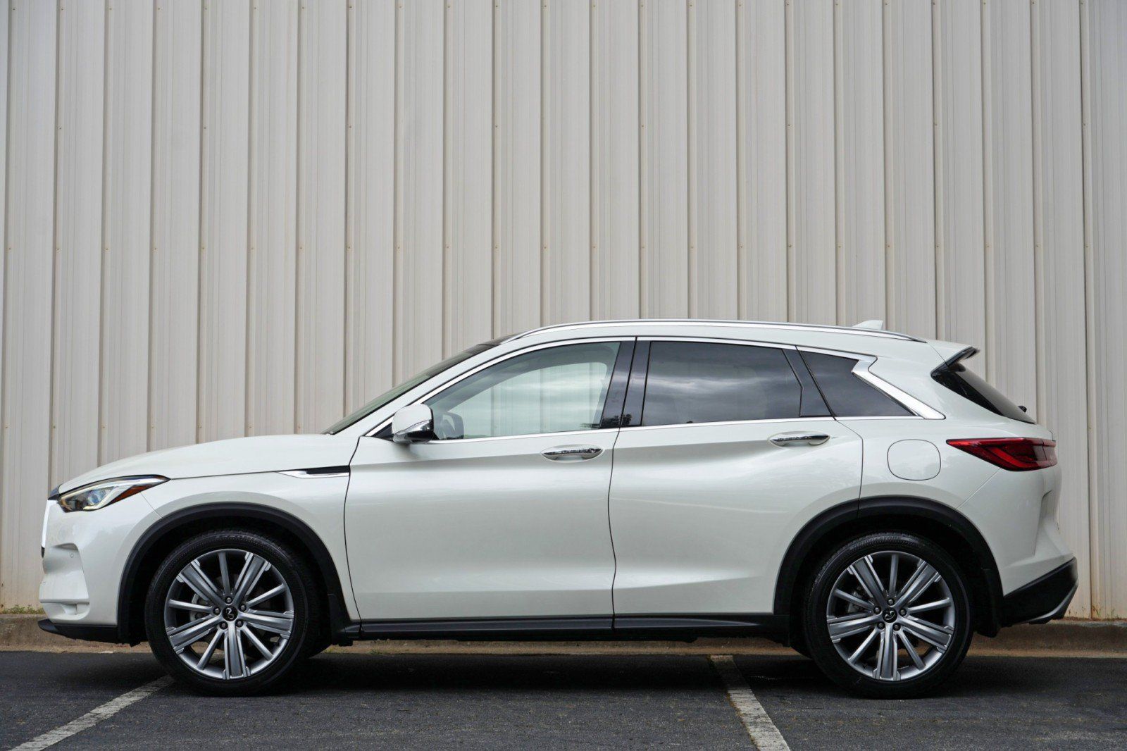 Used 2021 INFINITI QX50 FWD image 8