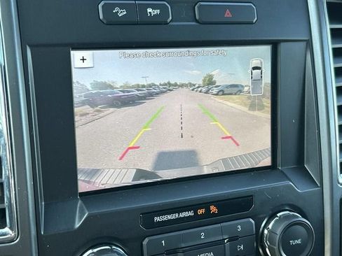 Used 2016 Ford F150 XLT w/ Equipment Group 302A Luxury AWD/4WD image 37