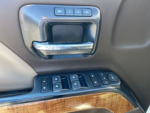 Used 2019 GMC Sierra 2500 SLT image 10