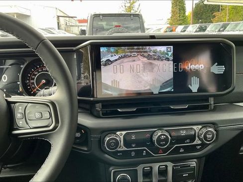 New 2025 Jeep Wrangler Rubicon image 8