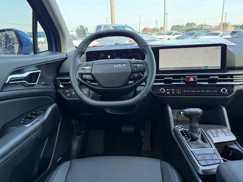 New 2026 Kia Sportage SX image 10