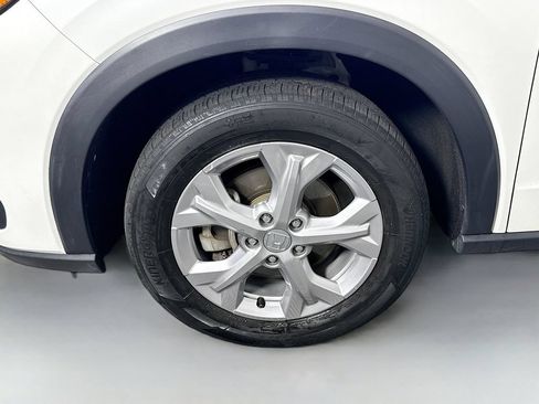 Used 2024 Honda HR-V LX image 40