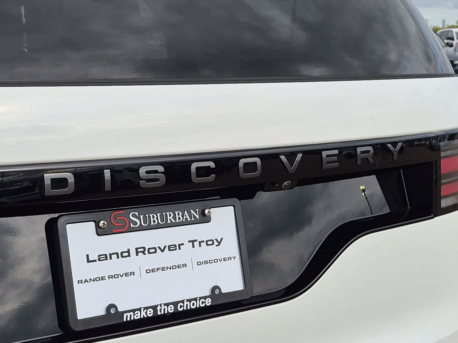 Certified 2025 Land Rover Discovery Dynamic SE AWD/4WD image 12