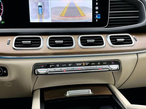 Certified 2021 Mercedes-Benz GLE 350 4MATIC image 34