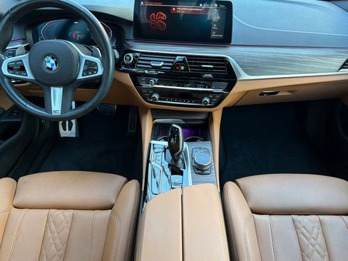 Certified 2023 BMW 540i w/ M Sport Package image 17