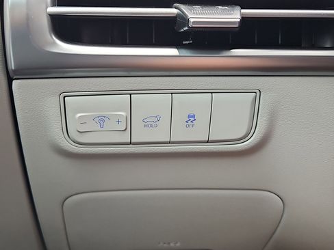 Used 2026 Hyundai Tucson SEL FWD image 15