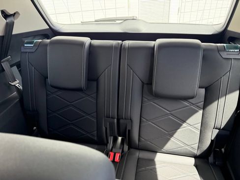 New 2026 Volkswagen Atlas SE FWD image 19